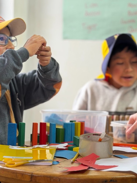 Con conocimiento, las comunidades crecen más fuertes.